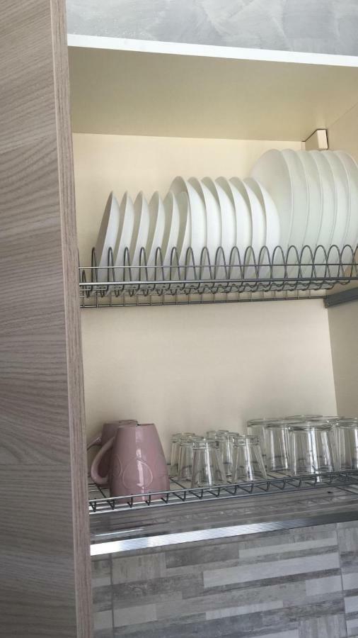 Lisa'S House Apartment Наполи Екстериор снимка